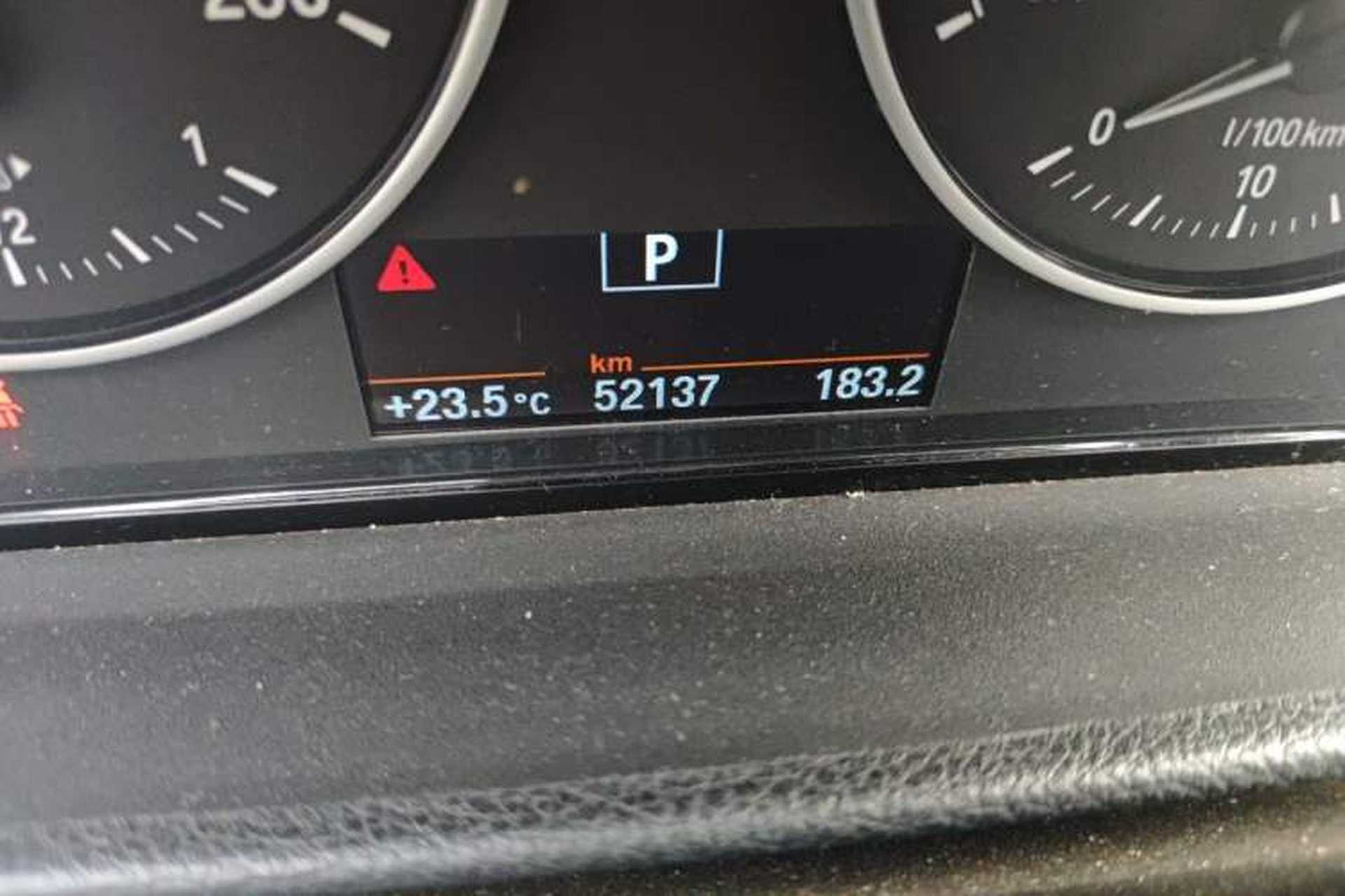 Used BMW 1 Series 2017 118i Design Package Model Odometer Close Up