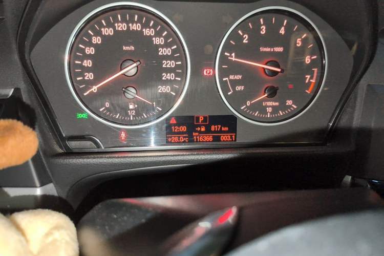 Used BMW 1 Series 2017 118i Sport Edition Odometer Close Up