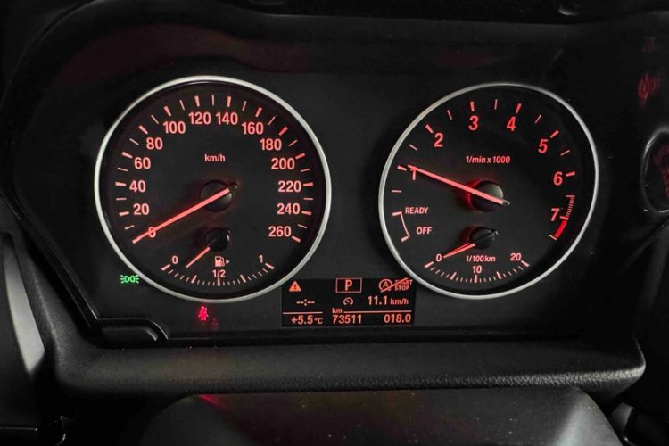 Used BMW 1 Series 2017 118i Sport Edition Odometer Close Up