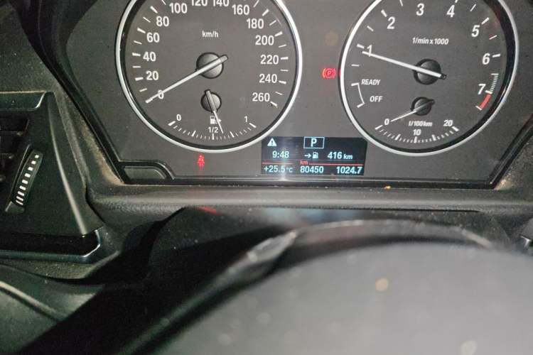 Used BMW 1 Series 2017 118i Sport Edition Odometer Close Up