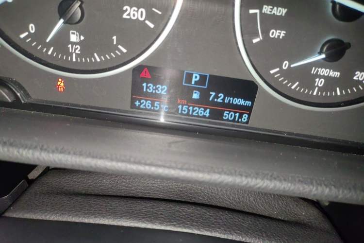 Used BMW 1 Series 2017 118i Sport Edition Odometer Close Up