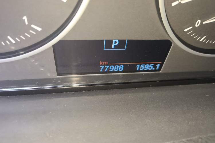 Used BMW 1 Series 2017 120i Design Package Model Odometer Close Up
