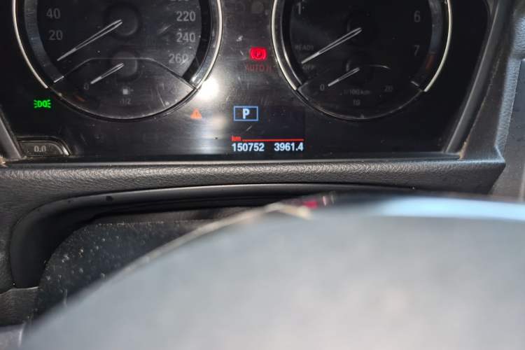 Used BMW 1 Series 2017 118i Sport Edition Odometer Close Up