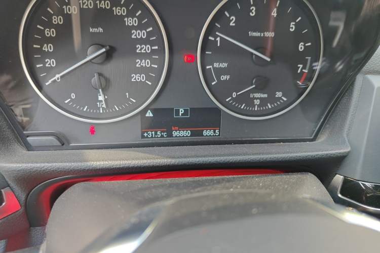 Used BMW 1 Series 2017 118i Sport Edition Odometer Close Up