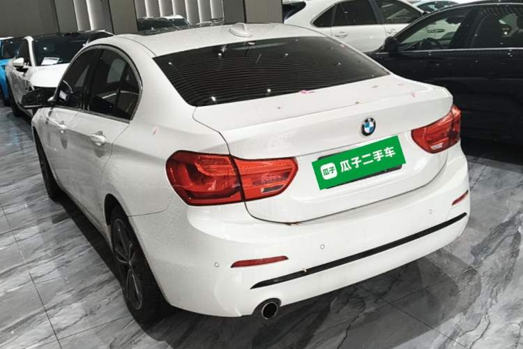 Used BMW 1 Series 2017 118i Sport Edition Rear Left 45 Deg