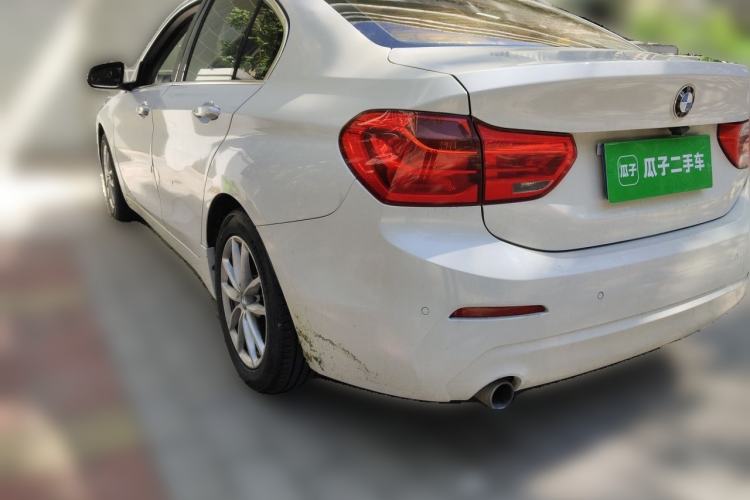 Used BMW 1 Series 2017 118i Fashion Model Rear Left 45 Deg