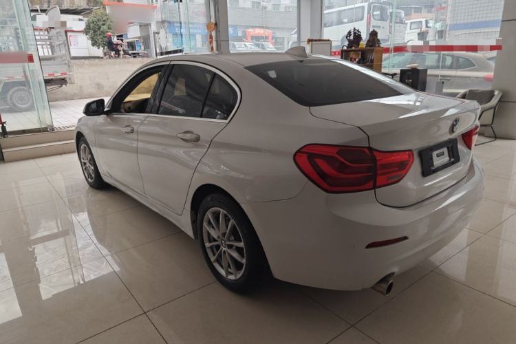 Used BMW 1 Series 2017 118i Fashion Model Rear Left 45 Deg