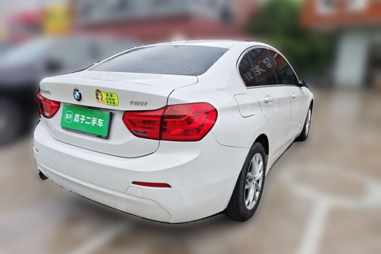 Used BMW 1 Series 2017 118i Fashion Model Rear Right 45 Deg