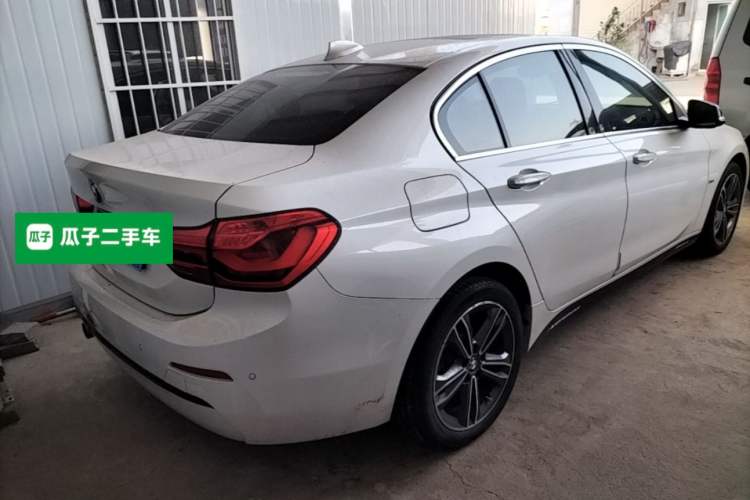 Used BMW 1 Series 2017 118i Sport Edition Rear Right 45 Deg