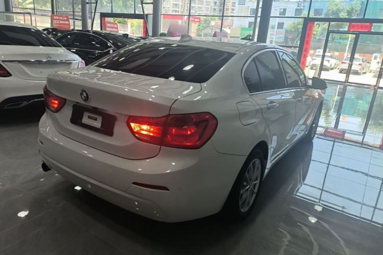 Used BMW 1 Series 2017 118i Fashion Model Rear Right 45 Deg