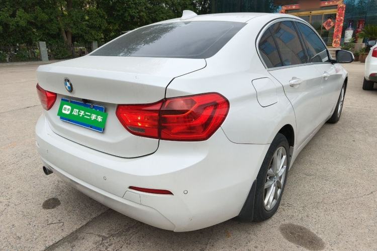 Used BMW 1 Series 2017 118i Fashion Model Rear Right 45 Deg