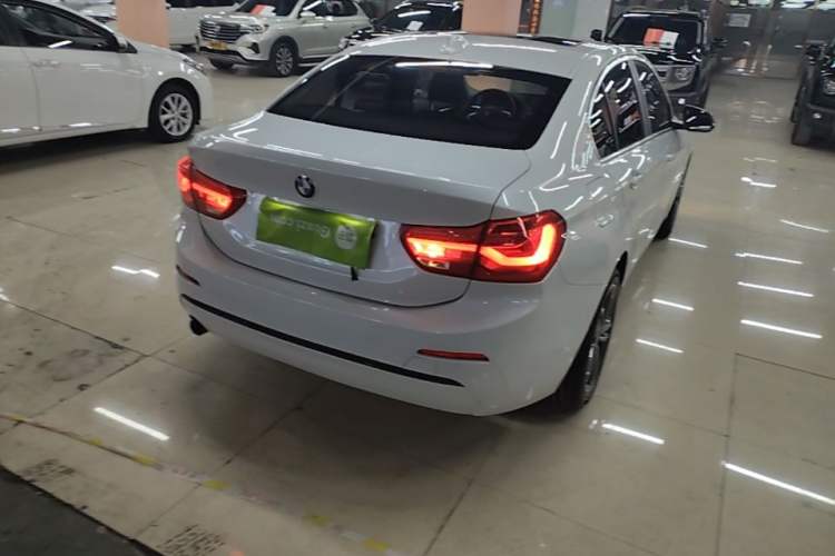 Used BMW 1 Series 2017 118i Sport Edition Rear Right 45 Deg