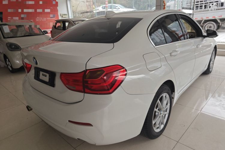 Used BMW 1 Series 2017 118i Fashion Model Rear Right 45 Deg