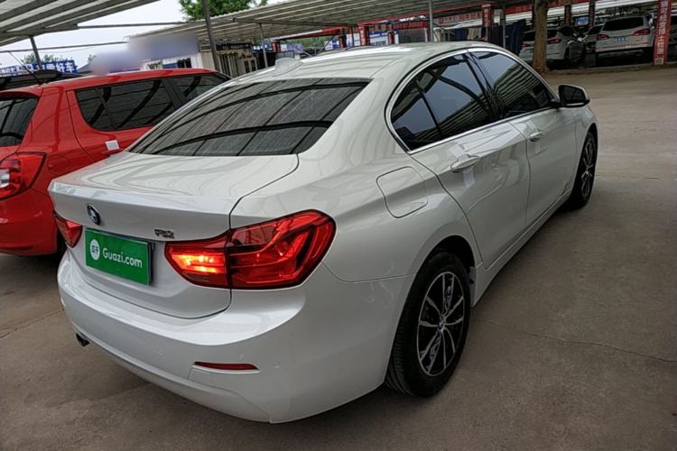 Used BMW 1 Series 2017 118i Fashion Model Rear Right 45 Deg