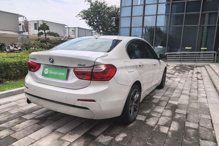 Used BMW 1 Series 2017 118i Sport Edition Rear Right 45 Deg