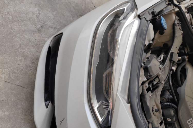 Used BMW 1 Series 2017 118i Sport Edition Right Front Headlight