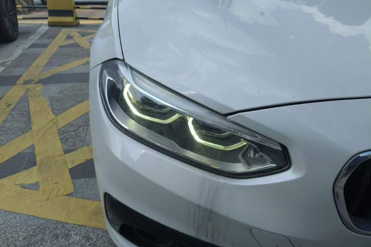 Used BMW 1 Series 2017 118i Sport Edition Right Front Headlight