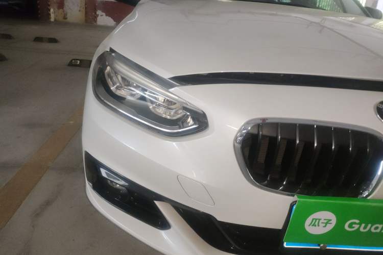 Used BMW 1 Series 2017 120i Design Package Model Right Front Headlight