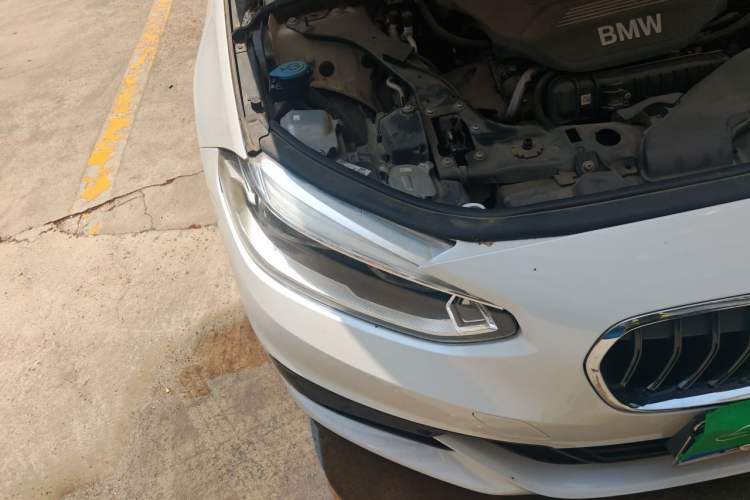 Used BMW 1 Series 2017 118i Sport Edition Right Front Headlight