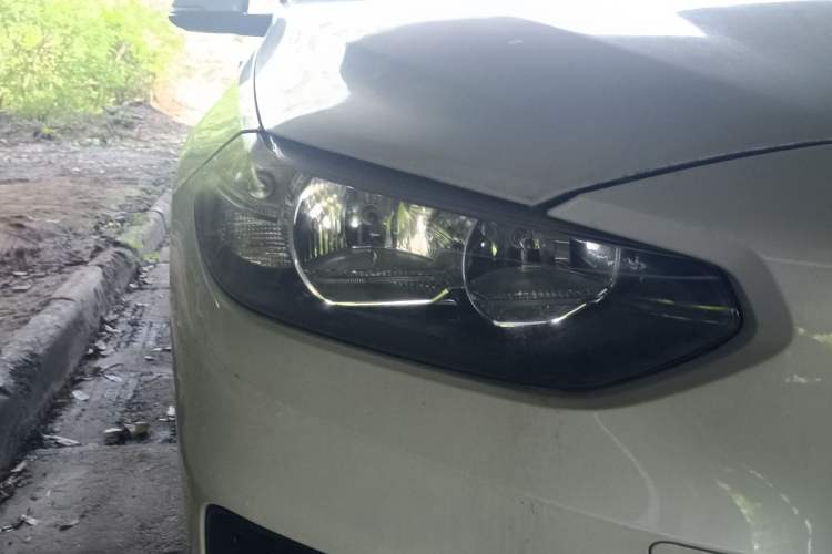 Used BMW 1 Series 2017 118i Fashion Model Right Front Headlight