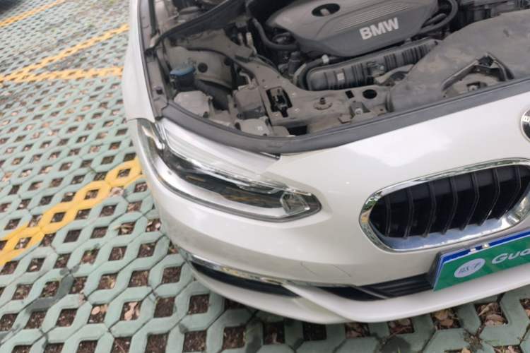 Used BMW 1 Series 2017 120i Design Package Model Right Front Headlight