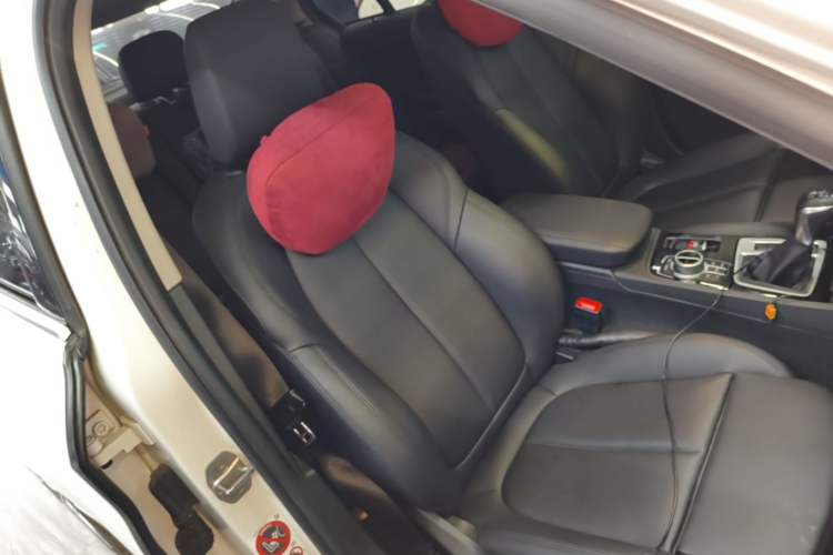 Used BMW 1 Series 2017 120i Design Package Model Right Front Seat