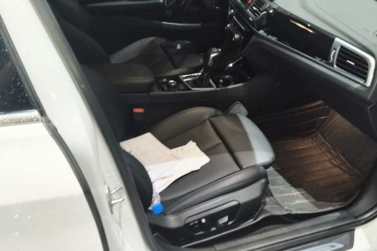 Used BMW 1 Series 2017 118i Sport Edition Right Front Seat