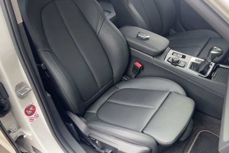 Used BMW 1 Series 2017 118i Sport Edition Right Front Seat