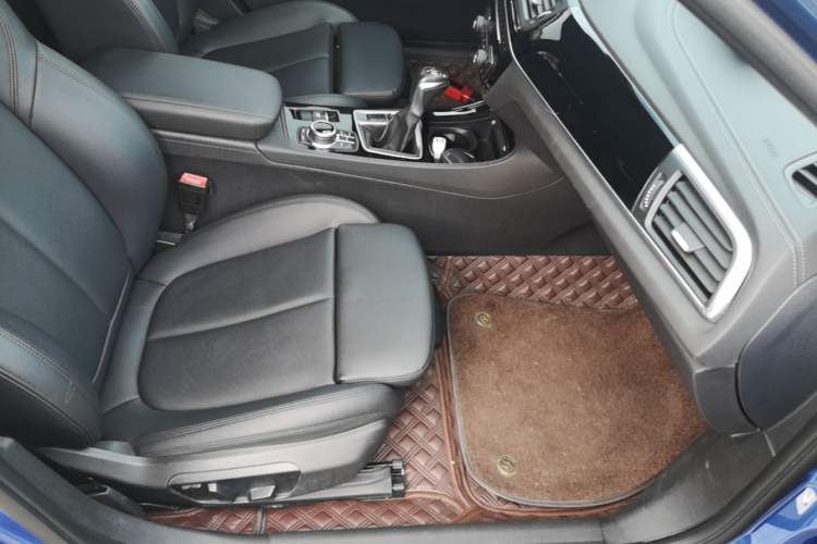 Used BMW 1 Series 2017 120i Design Package Model Right Front Seat
