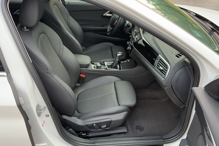 Used BMW 1 Series 2017 118i Sport Edition Right Front Seat