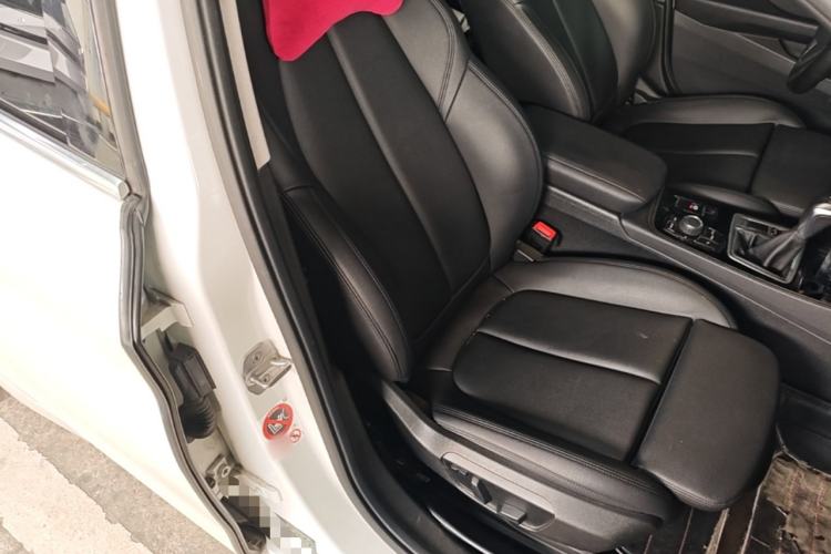 Used BMW 1 Series 2017 118i Sport Edition Right Front Seat