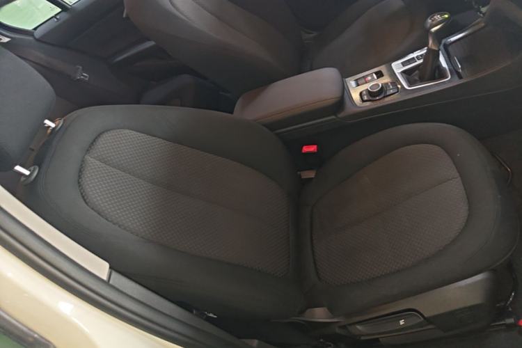 Used BMW 1 Series 2017 118i Fashion Model Right Front Seat