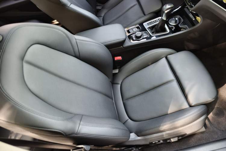 Used BMW 1 Series 2017 118i Sport Edition Right Front Seat