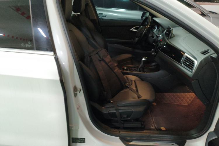 Used BMW 1 Series 2017 118i Sport Edition Right Front Seat