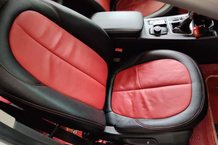 Used BMW 1 Series 2017 118i Fashion Model Right Front Seat