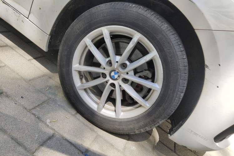 Used BMW 1 Series 2017 118i Fashion Model Right Front Wheel Hub