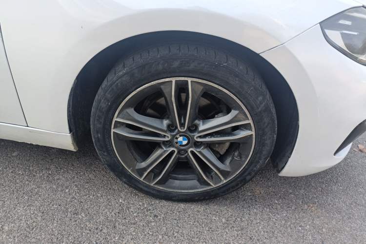 Used BMW 1 Series 2017 118i Sport Edition Right Front Wheel Hub