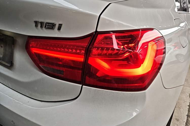 Used BMW 1 Series 2017 118i Sport Edition Right Rear Taillight