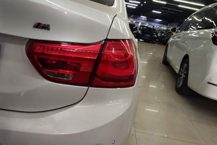Used BMW 1 Series 2017 118i Sport Edition Right Rear Taillight