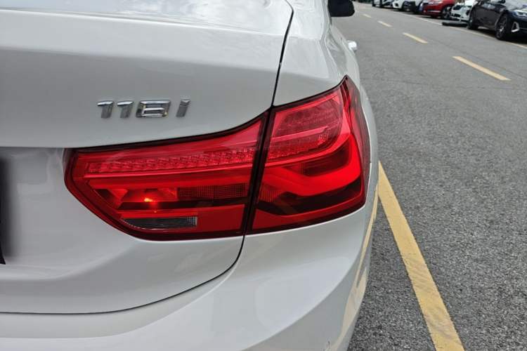 Used BMW 1 Series 2017 118i Sport Edition Right Rear Taillight