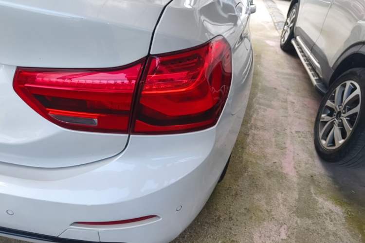 Used BMW 1 Series 2017 118i Sport Edition Right Rear Taillight