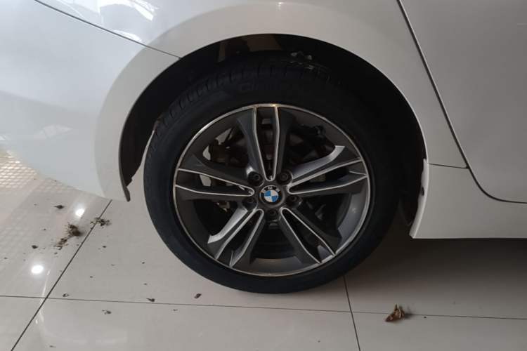 Used BMW 1 Series 2017 118i Sport Edition Right Rear Wheel Hub