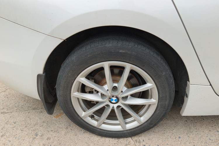 Used BMW 1 Series 2017 118i Fashion Model Right Rear Wheel Hub