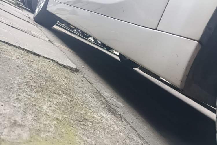 Used BMW 1 Series 2017 118i Sport Edition Right Side Sill