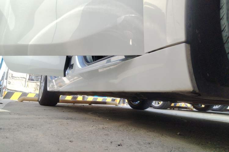 Used BMW 1 Series 2017 118i Fashion Model Right Side Sill