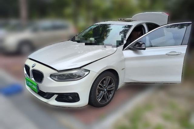 Ojetý BMW 1 Series 2017 118i Sport Edition