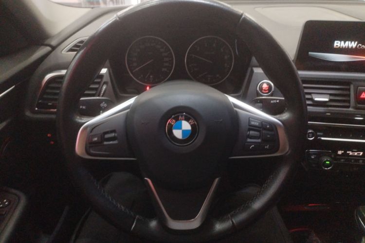 Used BMW 1 Series 2017 118i Design Package Model Steering Wheel