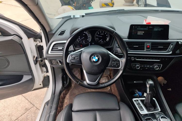 Used BMW 1 Series 2017 118i Design Package Model Steering Wheel
