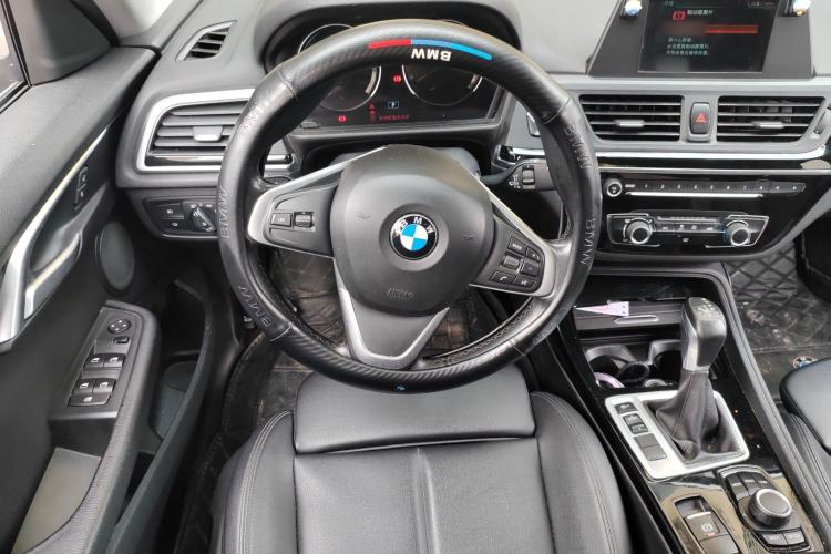 Used BMW 1 Series 2017 118i Sport Edition Steering Wheel