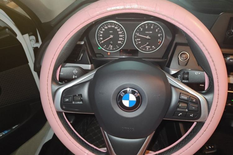 Used BMW 1 Series 2017 118i Fashion Model Steering Wheel